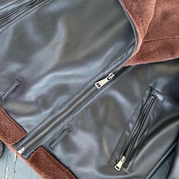 Black and brown faux leather jacket with a fur-lined hood - Picture 7 of 7